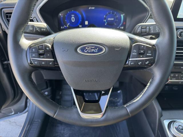 used 2022 Ford Escape car, priced at $25,995