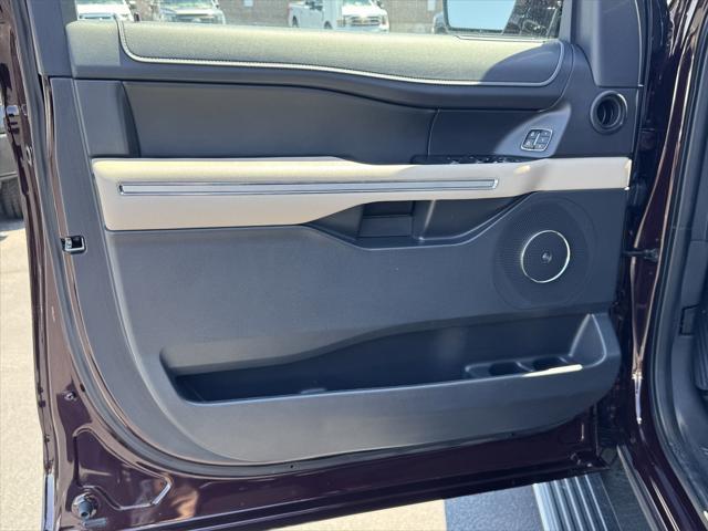 used 2023 Ford Expedition car, priced at $53,995