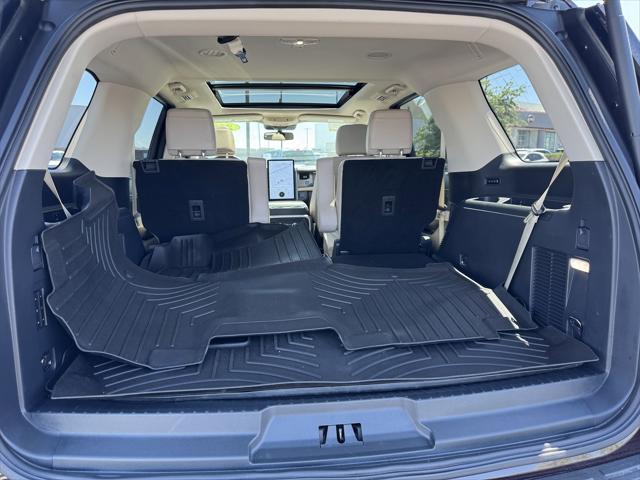 used 2023 Ford Expedition car, priced at $53,995
