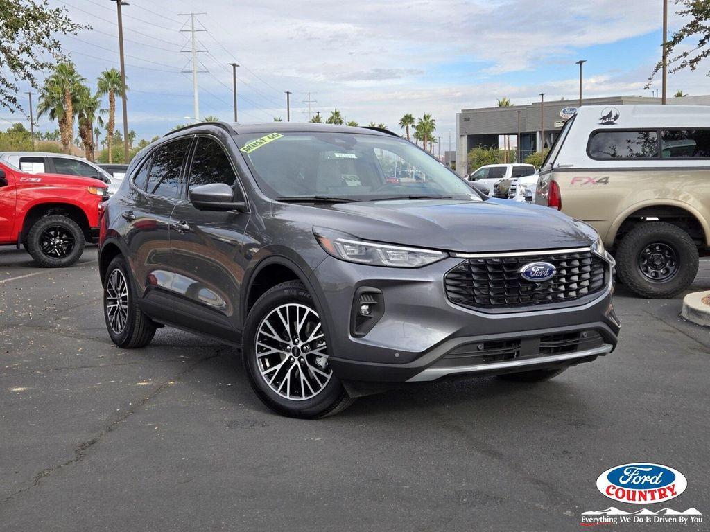 new 2025 Ford Escape PHEV car, priced at $37,312