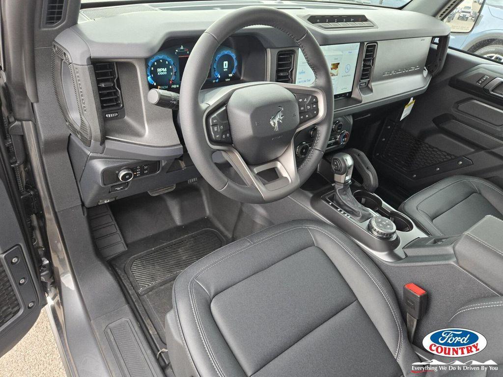 new 2025 Ford Bronco car, priced at $50,174
