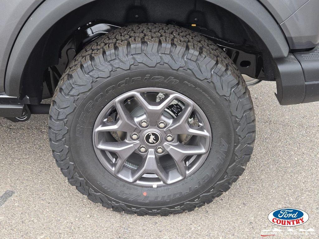 new 2025 Ford Bronco car, priced at $50,174