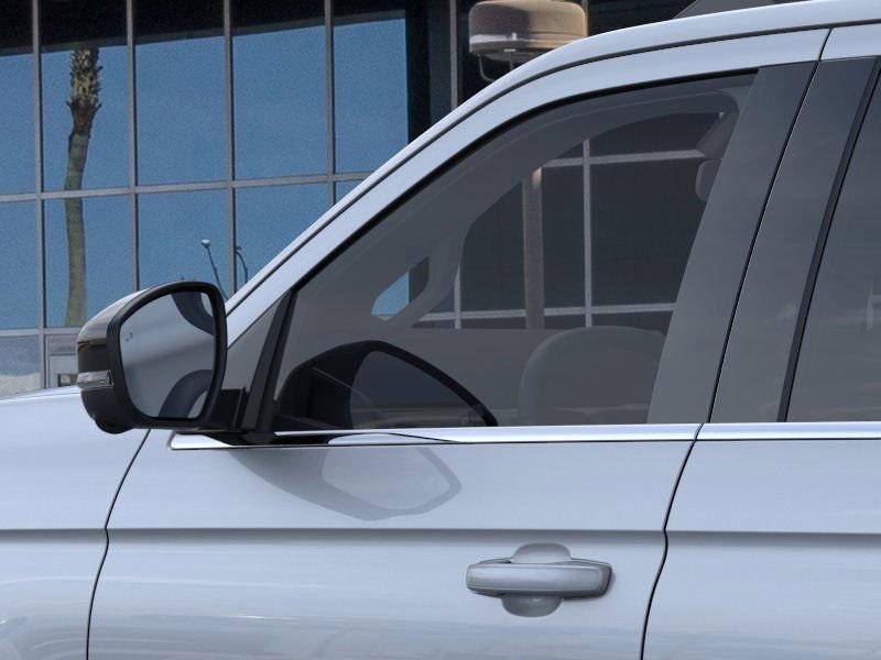 new 2025 Ford Expedition car, priced at $70,195