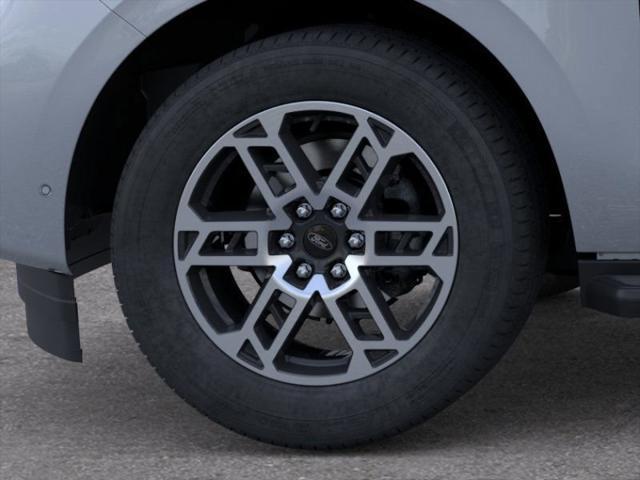 new 2025 Ford Expedition car, priced at $70,195