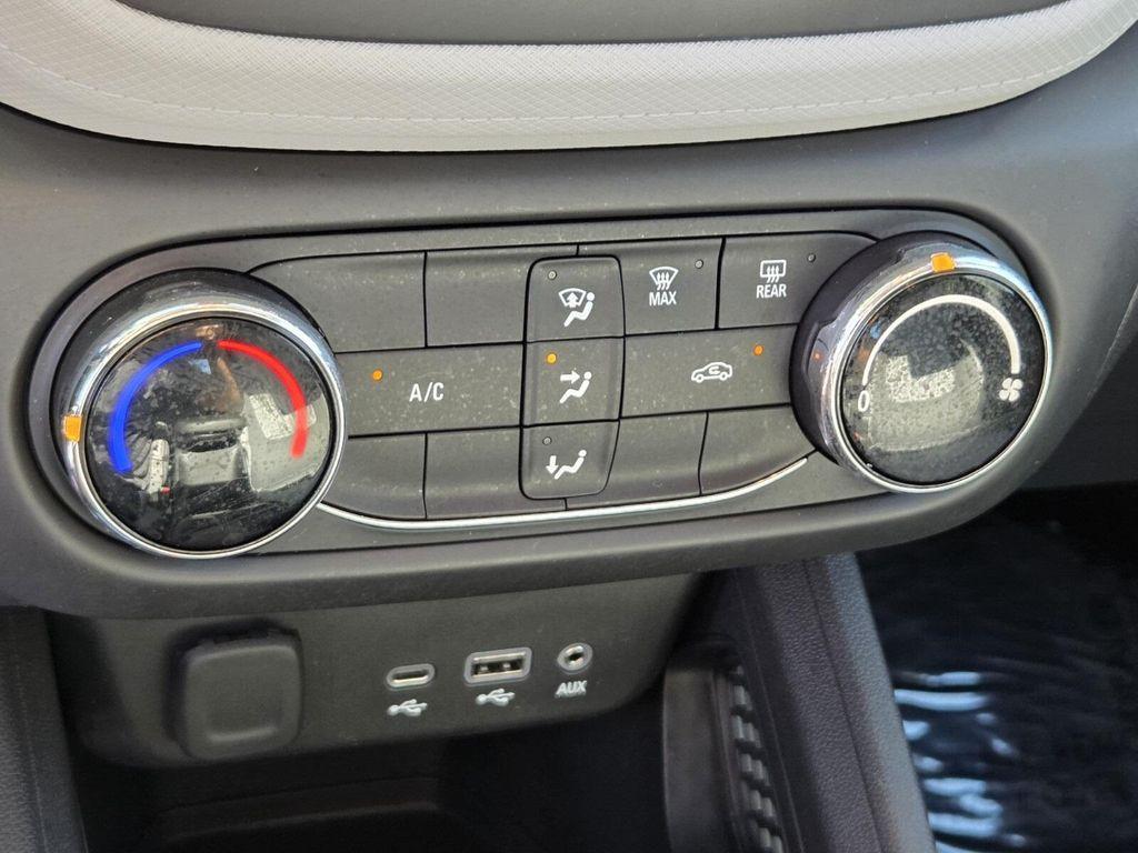 used 2022 Chevrolet TrailBlazer car, priced at $18,246