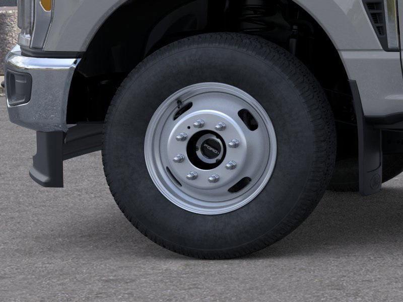 new 2025 Ford F-350 car, priced at $78,075