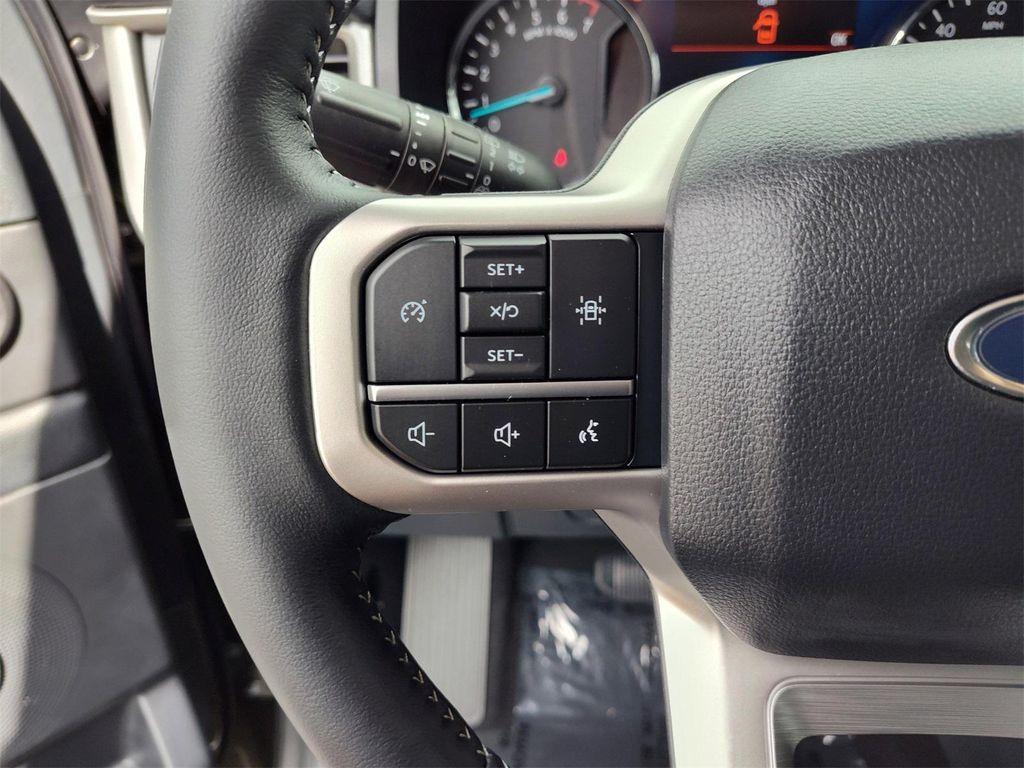 used 2024 Ford Expedition car, priced at $47,855