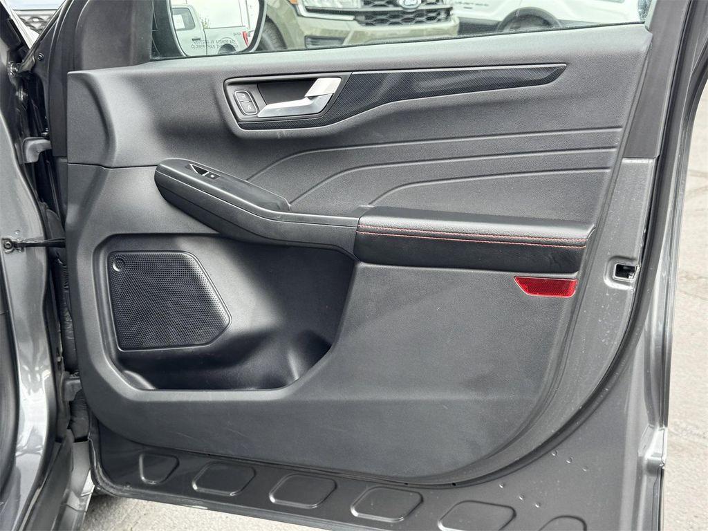 used 2023 Ford Escape car, priced at $23,477