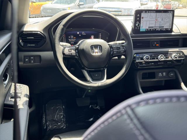 used 2025 Honda Pilot car, priced at $48,863