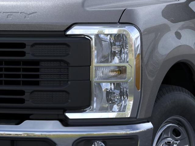 new 2025 Ford F-250 car, priced at $53,680