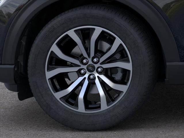 new 2025 Ford Explorer car, priced at $43,174