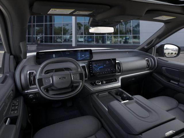 new 2025 Ford Expedition car, priced at $87,405