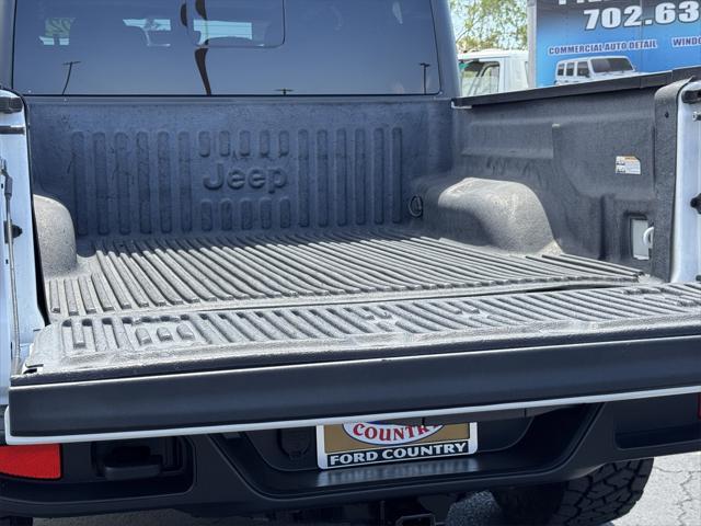 used 2021 Jeep Gladiator car, priced at $34,995