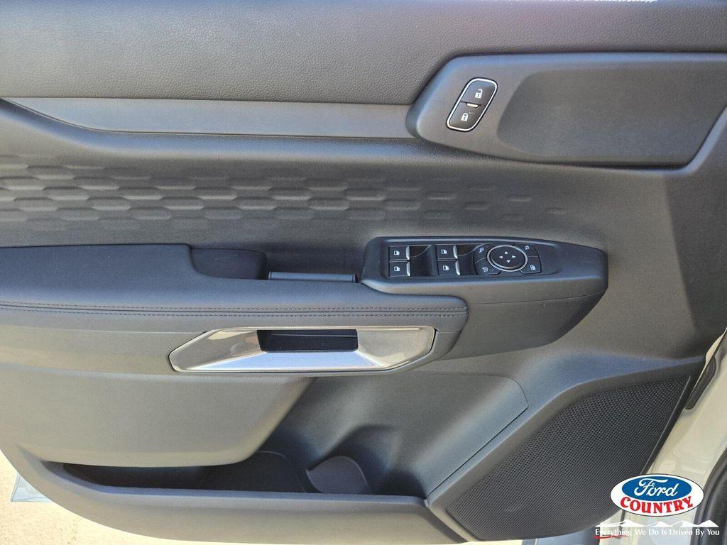 new 2025 Ford Ranger car, priced at $42,960