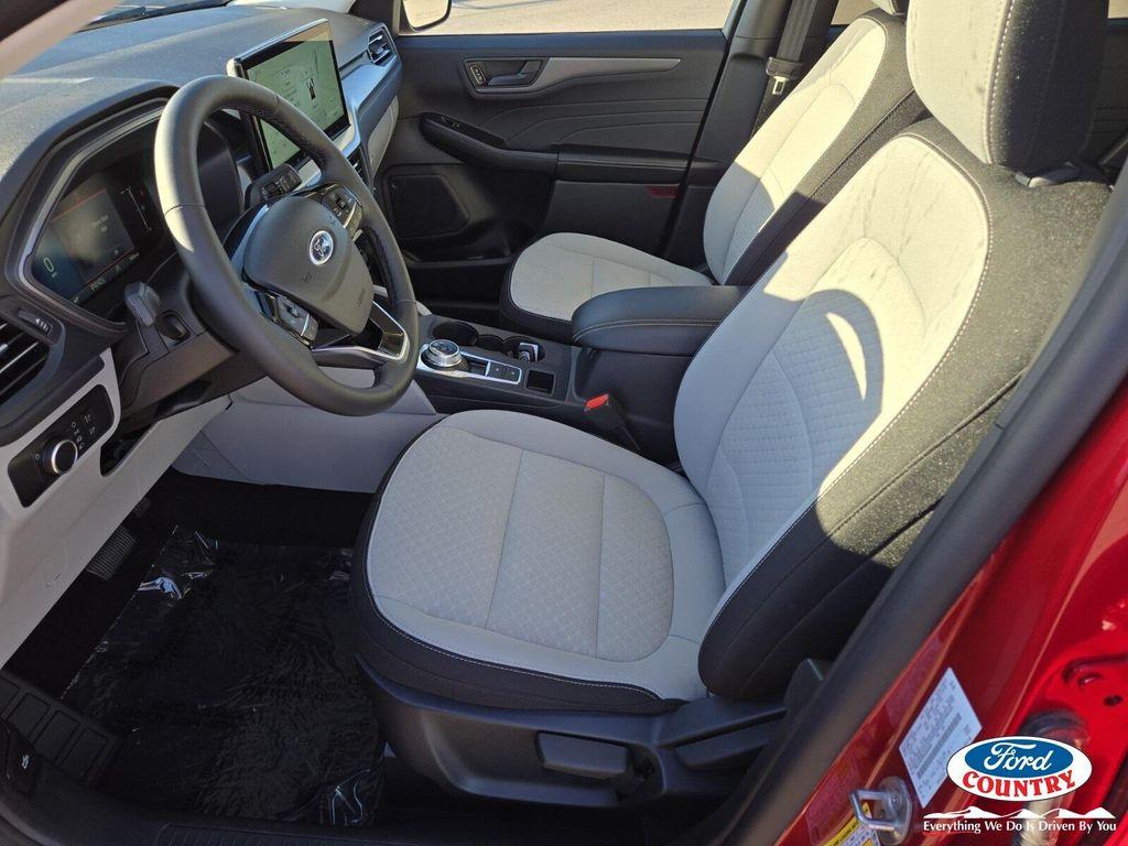 new 2025 Ford Escape car, priced at $28,300