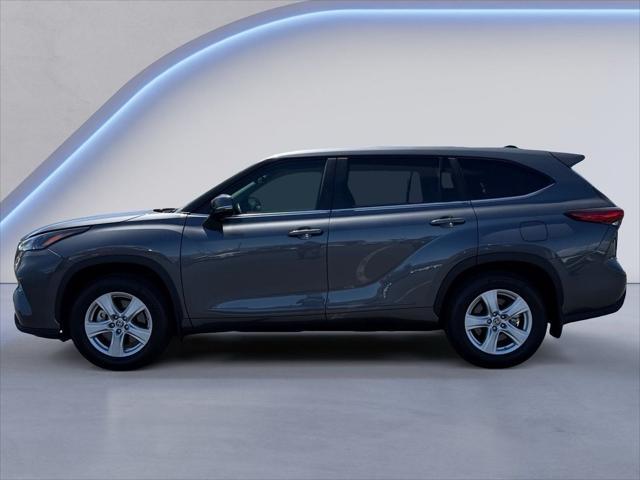 used 2023 Toyota Highlander car, priced at $36,794