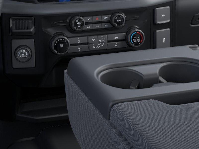 new 2025 Ford F-150 car, priced at $43,127