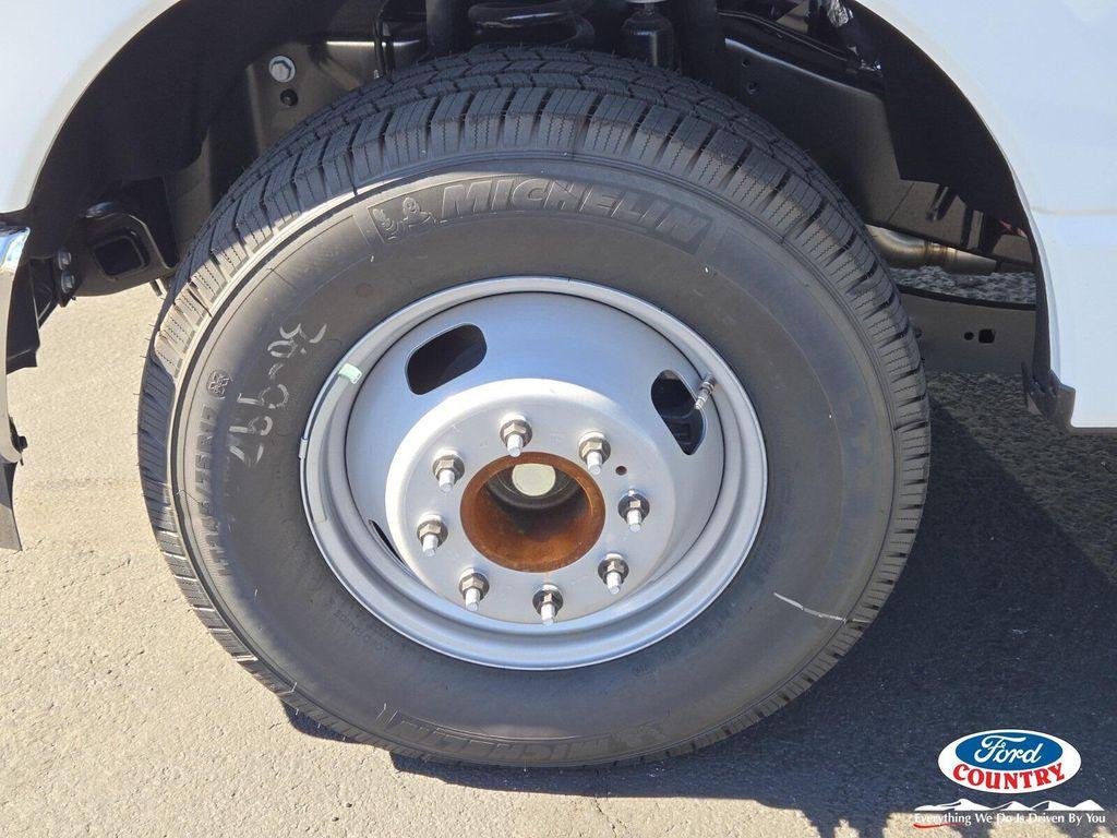 new 2025 Ford F-350 car, priced at $55,420