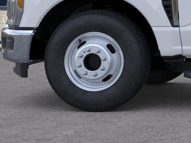 new 2025 Ford F-350 car, priced at $55,980