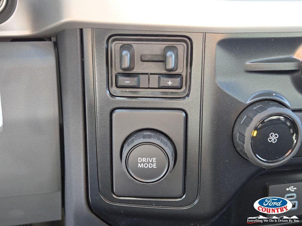 new 2025 Ford F-350 car, priced at $55,420