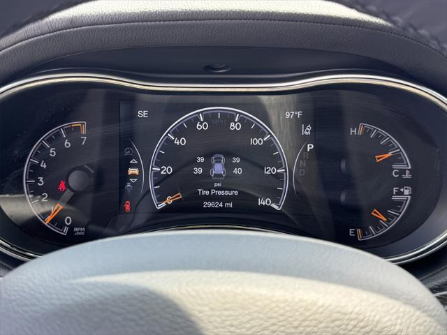used 2021 Jeep Grand Cherokee car, priced at $34,295