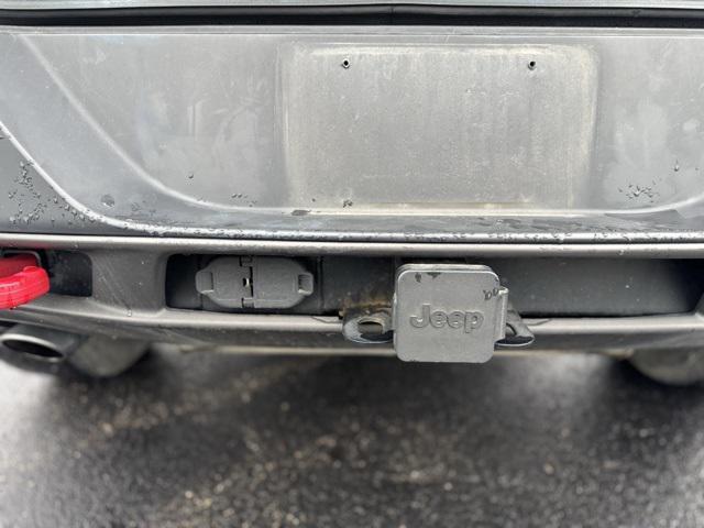 used 2014 Jeep Cherokee car, priced at $13,457