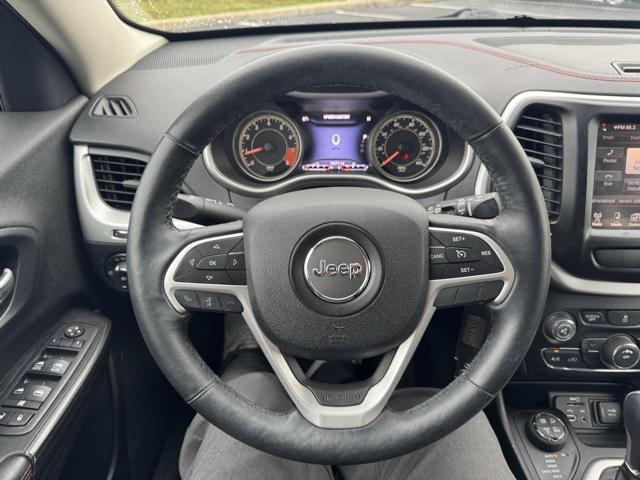 used 2014 Jeep Cherokee car, priced at $13,457