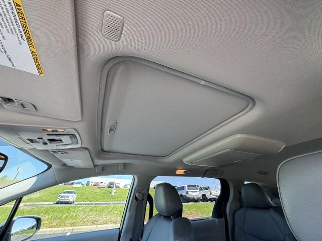 used 2021 Toyota Sienna car, priced at $32,687
