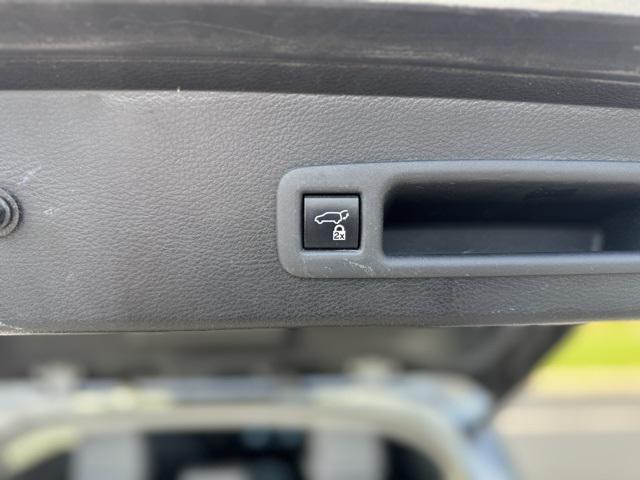 used 2021 Toyota Sienna car, priced at $32,687