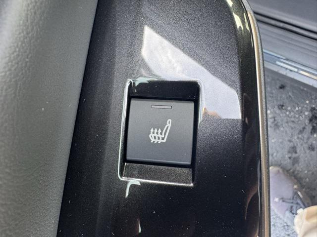 new 2025 Toyota Crown Signia car, priced at $53,495