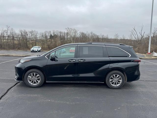 used 2023 Toyota Sienna car, priced at $39,461