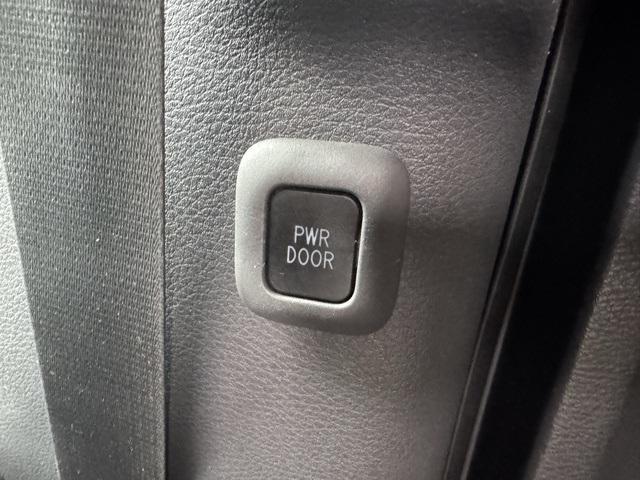 used 2023 Toyota Sienna car, priced at $38,437