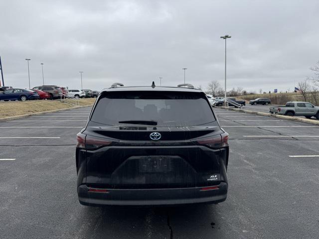 used 2023 Toyota Sienna car, priced at $38,437