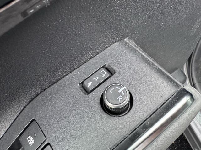 used 2023 Toyota Highlander Hybrid car, priced at $41,600