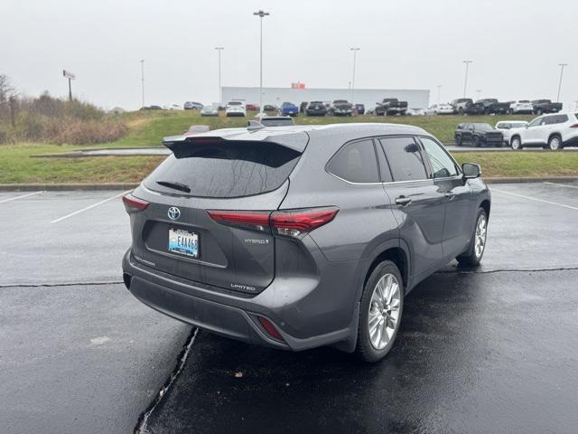 used 2023 Toyota Highlander Hybrid car, priced at $41,600