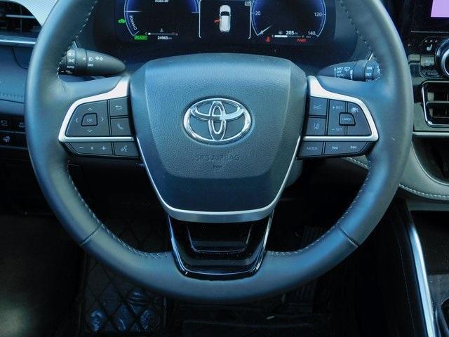 used 2024 Toyota Highlander Hybrid car, priced at $50,989