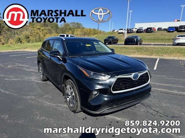 used 2024 Toyota Highlander Hybrid car, priced at $44,898