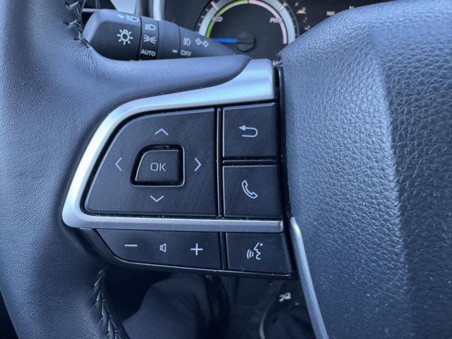 used 2024 Toyota Highlander Hybrid car, priced at $44,898