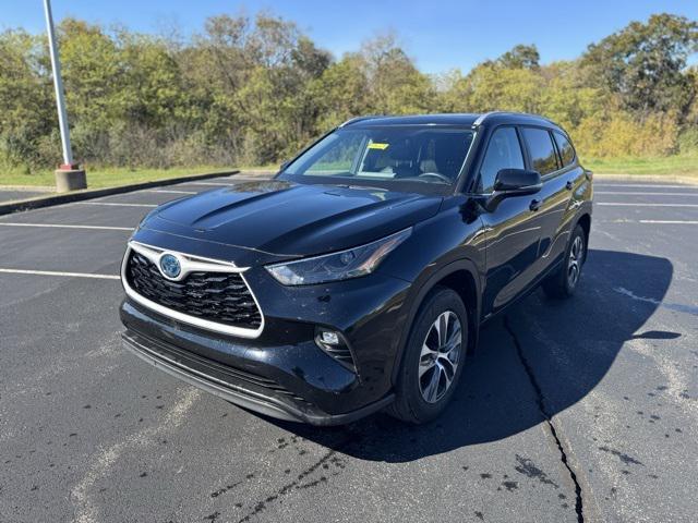 used 2024 Toyota Highlander Hybrid car, priced at $44,898
