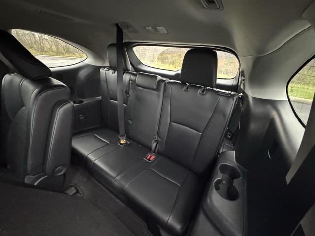 used 2021 Toyota Highlander car, priced at $31,578