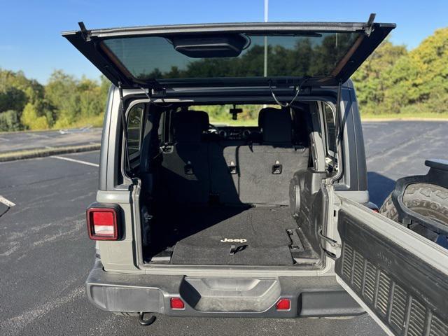 used 2020 Jeep Wrangler Unlimited car, priced at $31,433