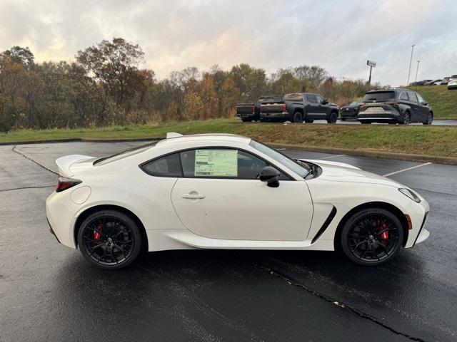 new 2025 Toyota GR86 car, priced at $39,624