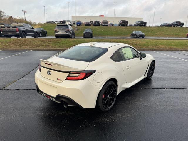 new 2025 Toyota GR86 car, priced at $39,624