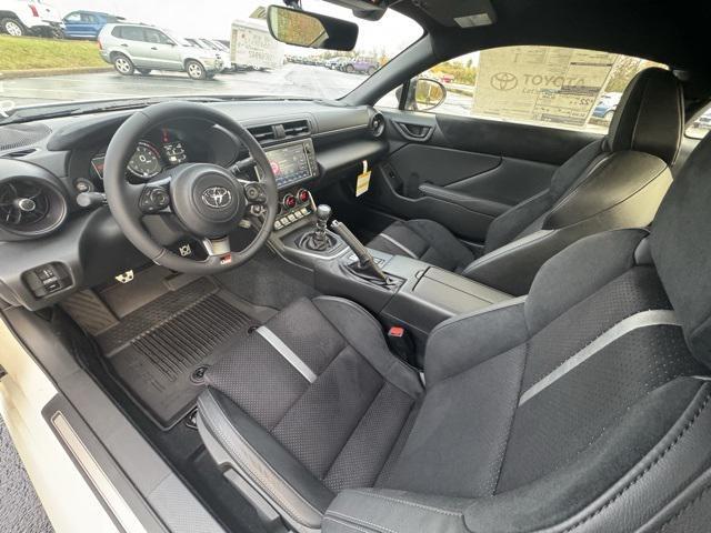 new 2025 Toyota GR86 car, priced at $39,624