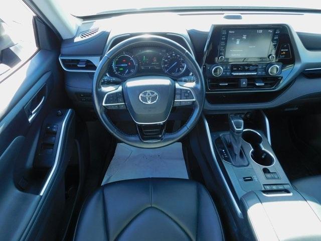 used 2021 Toyota Highlander Hybrid car, priced at $31,511