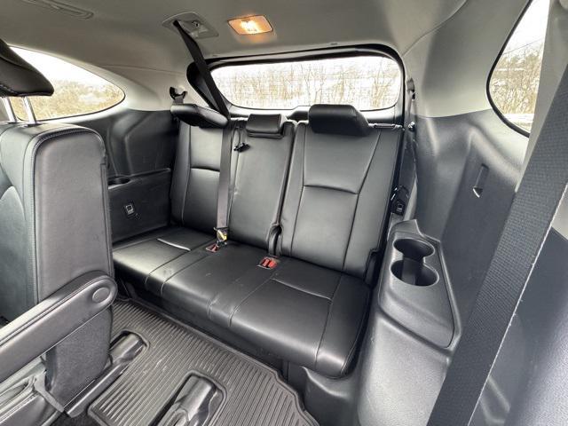used 2023 Toyota Highlander car, priced at $37,774