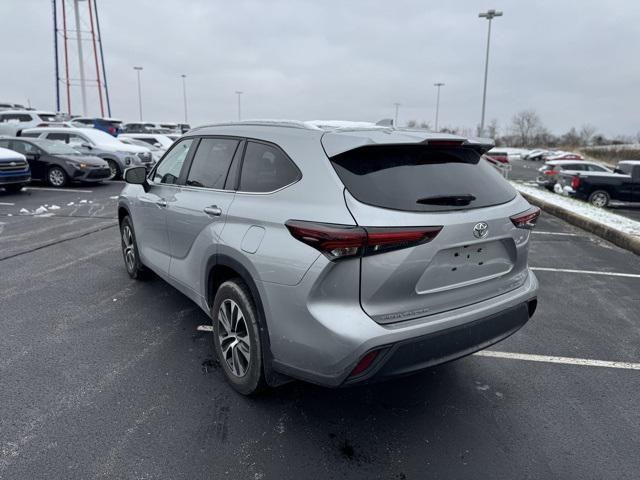 used 2024 Toyota Highlander car, priced at $36,284