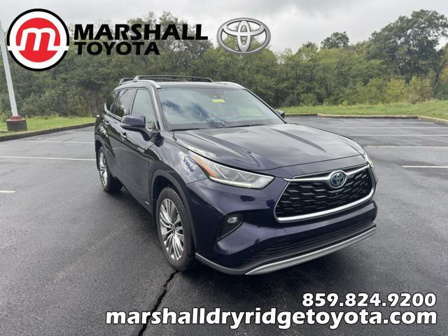used 2021 Toyota Highlander Hybrid car, priced at $31,954