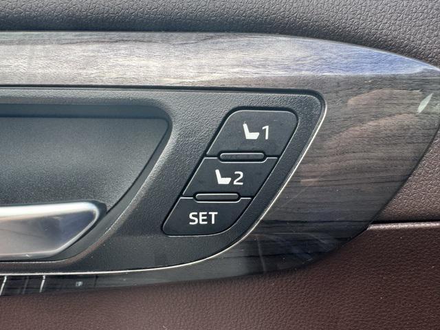 used 2021 Toyota Highlander Hybrid car, priced at $31,954