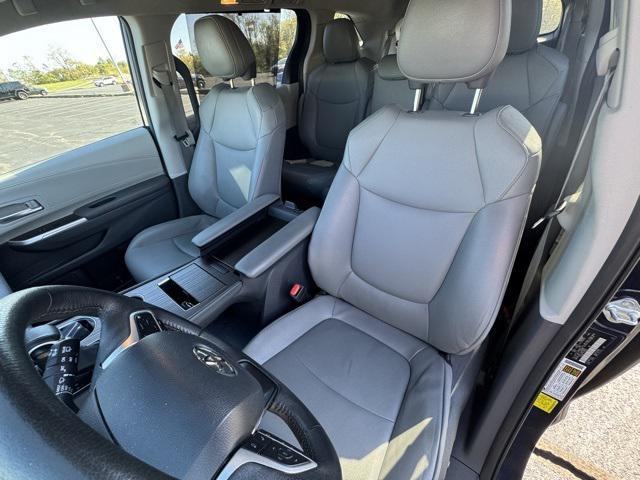 used 2023 Toyota Sienna car, priced at $33,989